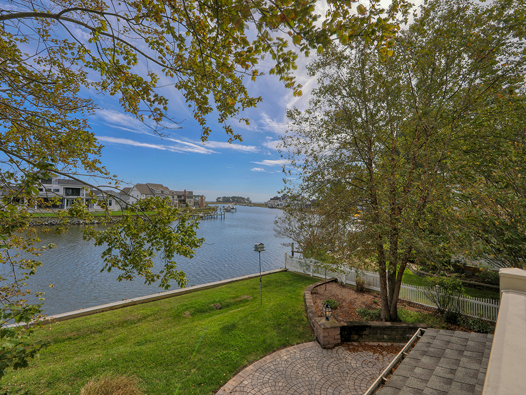 SOLD 147 Torquay Court Waterfront in RBYCC Cape Gazette