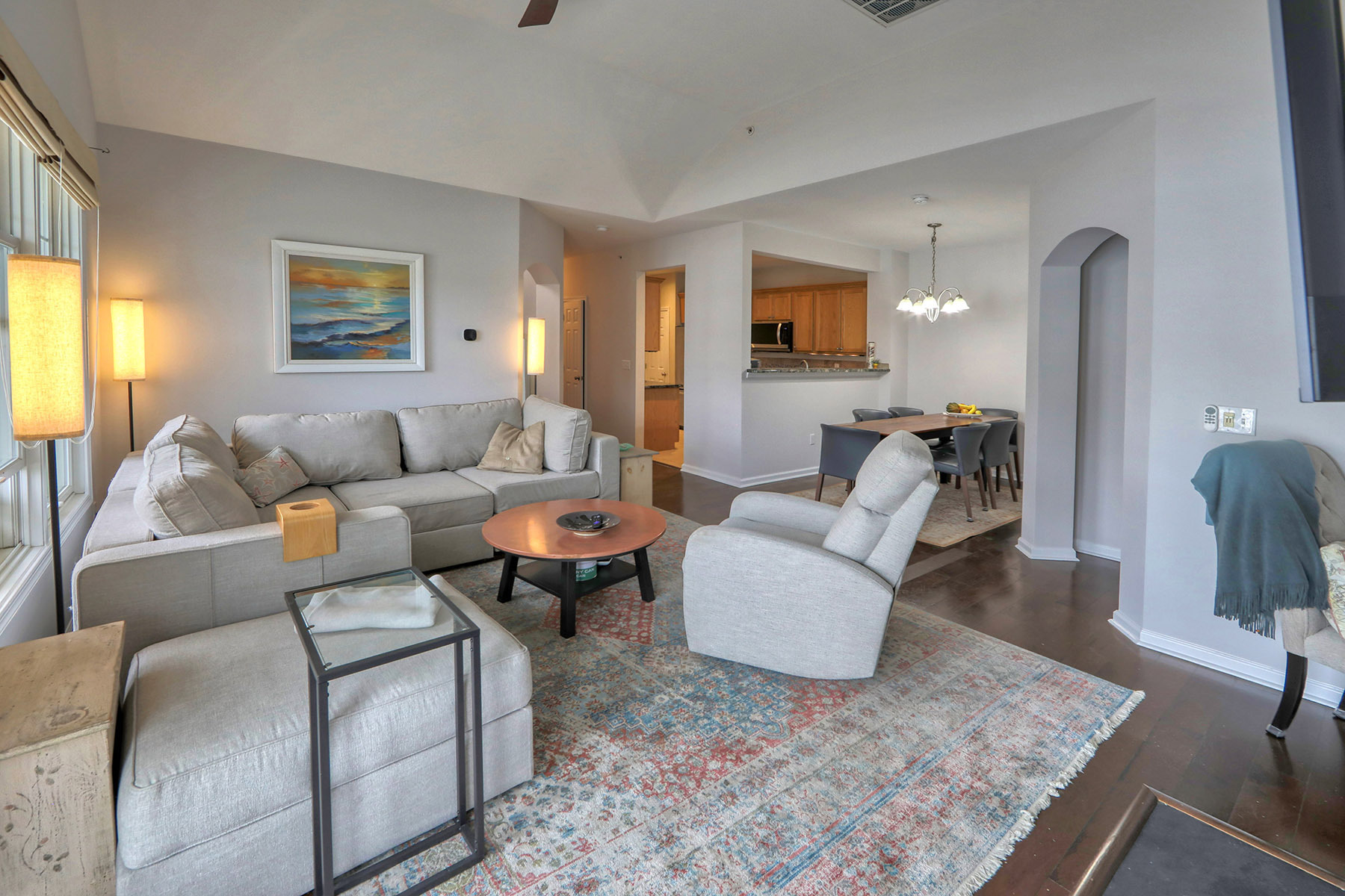 Stunning Paynters Mill condo 2 Bedroom / 2 Bath condo Be in for